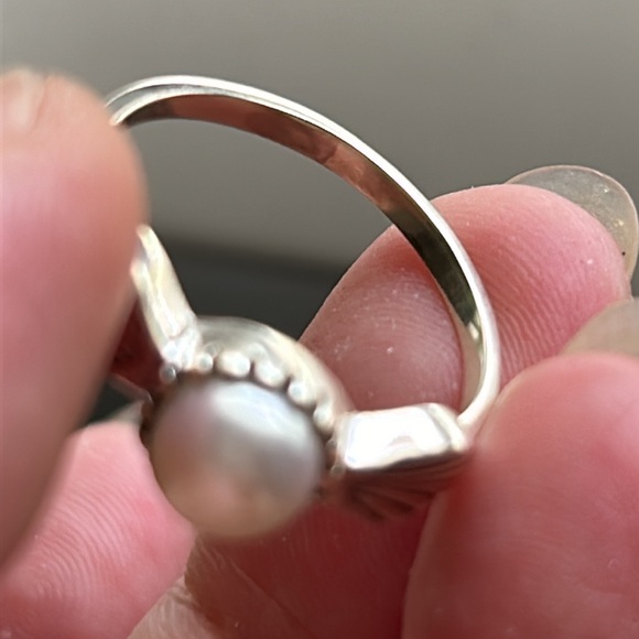 🖤Sterling silver and pearl ring - Picture 6 of 9